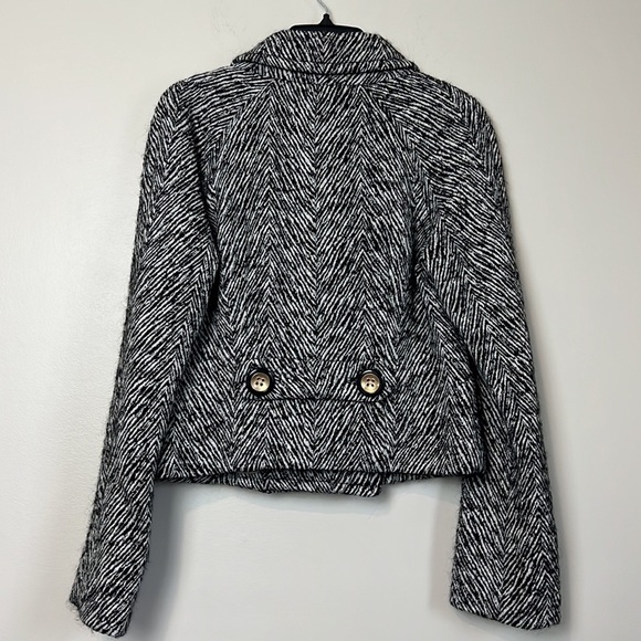 Anthro LEIFSDOTTIR Black White Animal Print
Short Double Breasted Wool Jacket - Picture 5 of 6